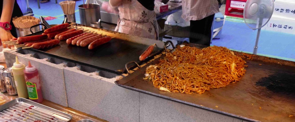 チャーハン200円もおすすめ